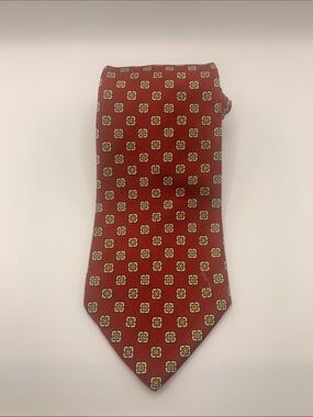 Brooks Brothers Red Silk Medallion Tie